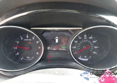 2018 Kia Sedona Sx z USA, uszkodzony, nr VIN KNDMC5C13J6423423